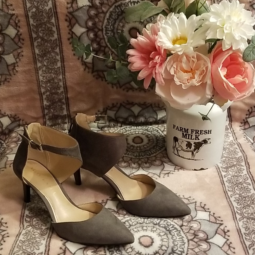 Gray suade heels.
